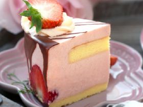 颜值爆表的巧克力草莓慕斯蛋糕做法及材料_为甜品而生