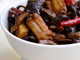 茶树菇烧排骨的做法带图_风味十足的家常菜