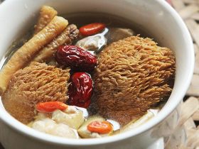 猴头菇鸡汤的做法_最适合寒冷季节喝的滋补汤