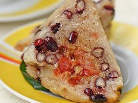 红豆肉粽子的做法和配料_端午节在家怎么包粽子