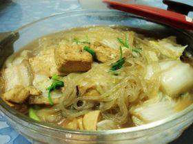 白菜炖豆腐粉条的做法_百吃不厌越吃越热乎