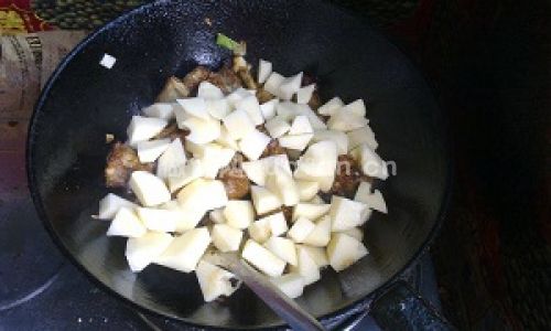 电饭煲土豆排骨饭步骤图5