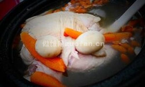 砂锅清炖鸡汤步骤图3