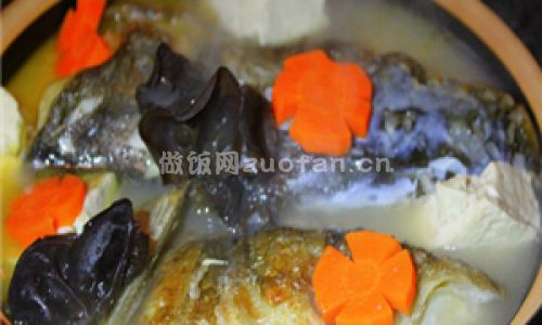 农家砂锅豆腐炖鱼的家常做法_如何做好吃又简