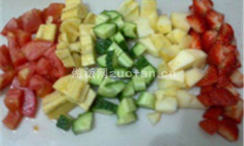 蔬菜水果沙拉步骤图2