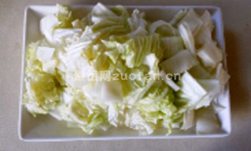 白菜炖豆腐步骤图3