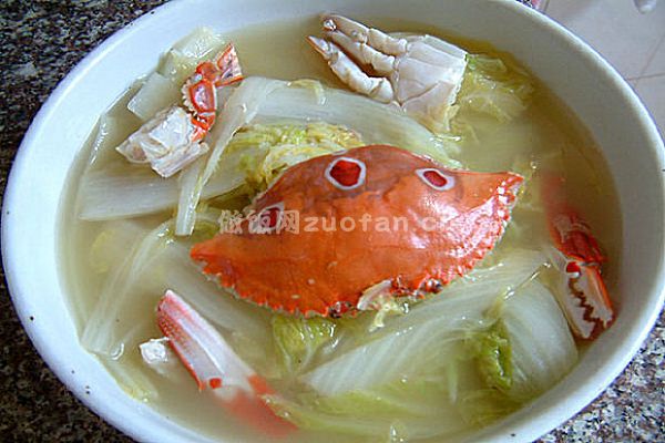 白菜螃蟹汤怎么做好吃又简单_味道鲜美齿颊生香