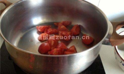 西红柿紫菜鸡蛋汤步骤图3