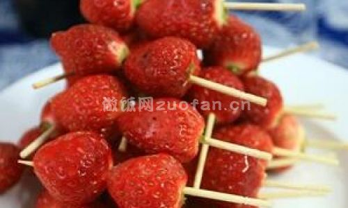 草莓糖葫芦步骤图2