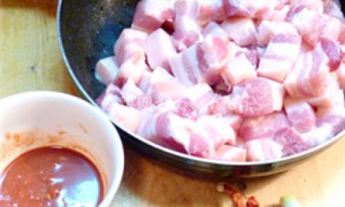 豆腐乳红烧肉步骤图1
