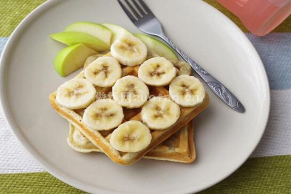 西式早餐香蕉华夫饼的做法图解