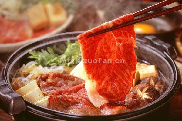 最正宗日式火锅寿喜烧的做法_食材丰富味道鲜美
