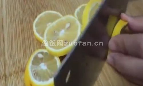蜂蜜柠檬水步骤图1