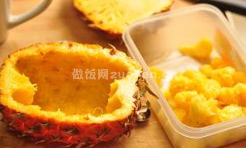 泰式菠萝炒饭步骤图3
