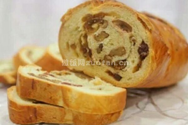 家庭版新疆大列巴的做法_在家就可以做的营养美味超级大面包