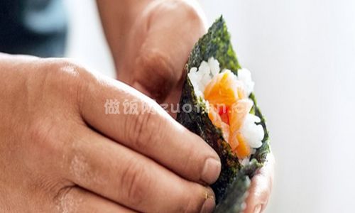 三文鱼寿司手卷步骤图6