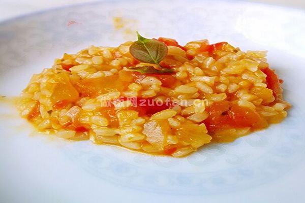 意大利番茄烩饭的正宗做法_酸甜可口尝一次就难忘怀
