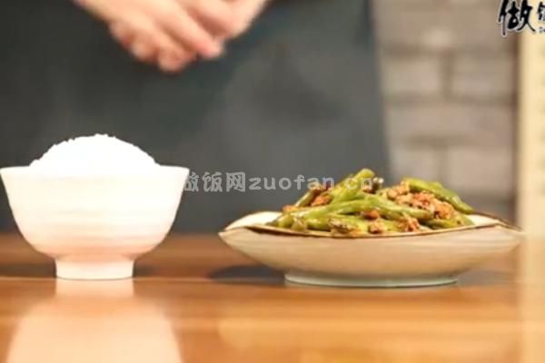 四川干煸豆角怎么做好吃_超下饭的快手小菜