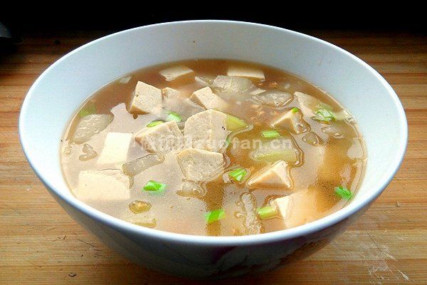 冬瓜豆腐汤的简单做法_喝汤的正确打开方式