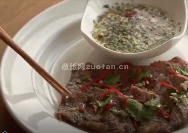 泰式丛林烤牛肉的腌制方法_家里就能做的泰式美味