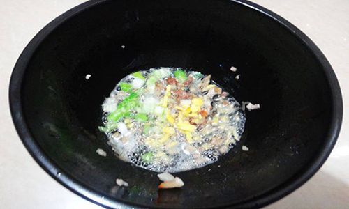 酸菜砂锅饵丝步骤图2