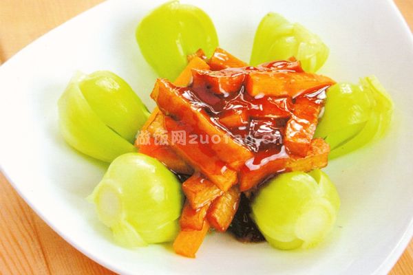 杏鲍菇炒菜心的做法教程_杏鲍菇炒菜心在家怎么做好吃