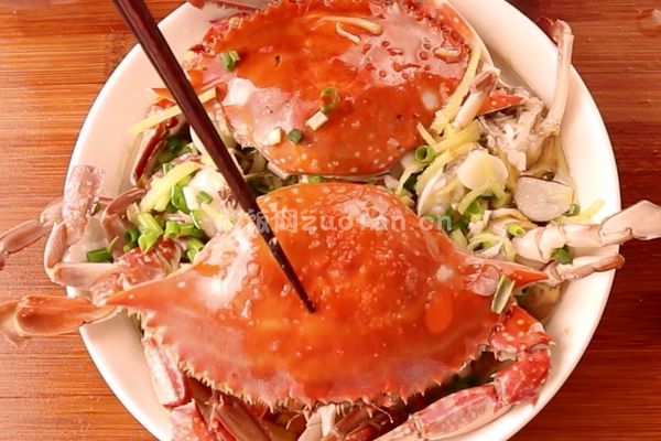 葱油白蟹的做法图解_葱油白蟹怎么做好吃