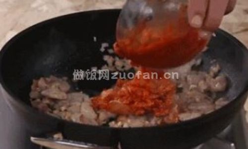韩国泡菜五花肉炒饭步骤图4