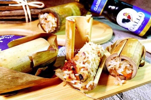 榄香海鲜竹筒饭的简易做法_香味诱人吃一口已迷恋