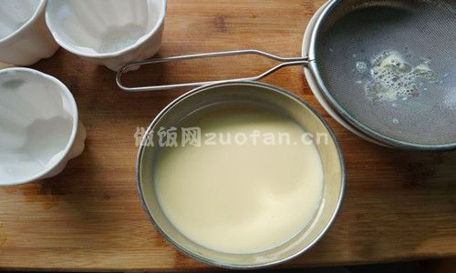 焦糖牛奶炖鸡蛋步骤图3