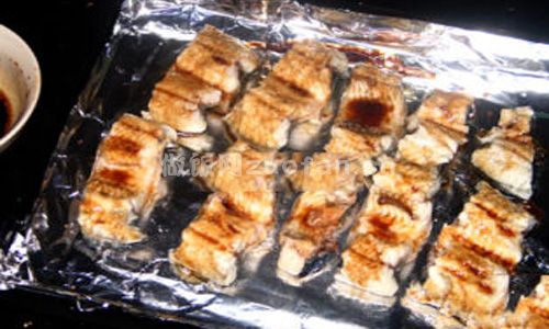 日式烤鳗鱼步骤图4