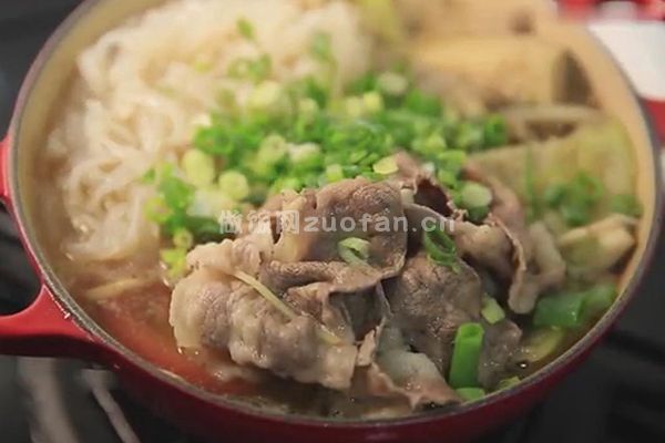 上海牛蒡牛肉什锦锅的做法_补虚暖身的滋补锅