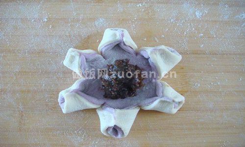 紫薯花朵枣泥馒头步骤图7