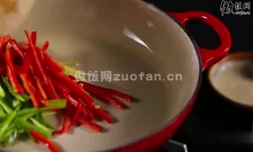 椒丝腐乳炒空心菜步骤图5