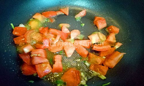 西红柿冬瓜汤步骤图2