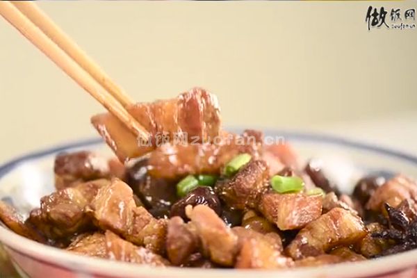 北京栗香红烧肉的做法_好吃到流口水