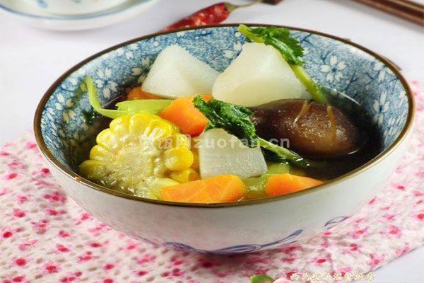 五行瘦身汤的创意做法_一锅煲出营养美味