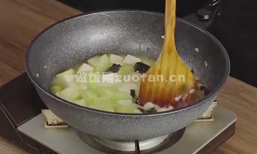 丝瓜炖豆腐步骤图5