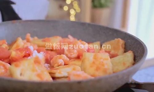 豆腐番茄虾仁煲步骤图5