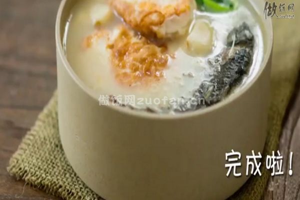 鲫鱼荷包蛋汤的做法【图文】_怎样煮鲜香可口