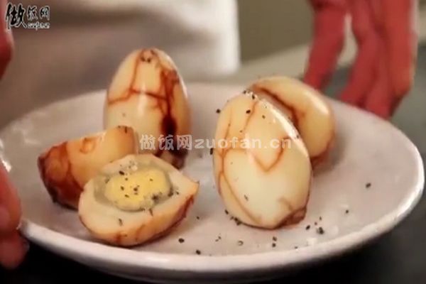 苏菜最简单煮中国风味茶叶蛋的方法_流传甚广人人都爱吃