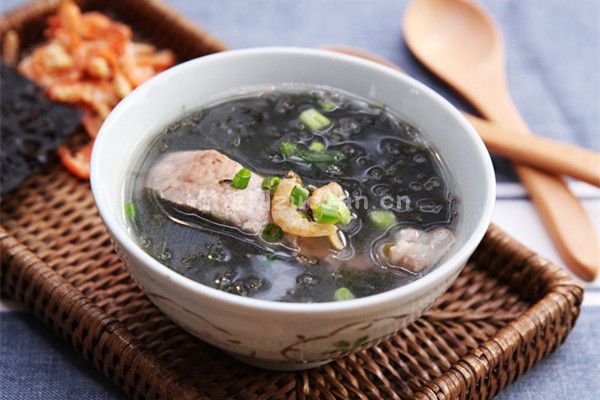 浙菜私房菜紫菜虾米汤的做法_美味的保健食疗汤