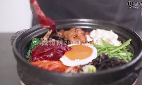 韩式石锅拌饭步骤图6