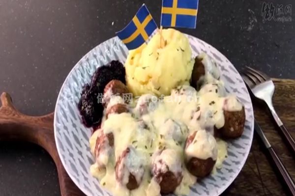 好吃正宗瑞典肉丸子的做法_新颖的做法独特的口感