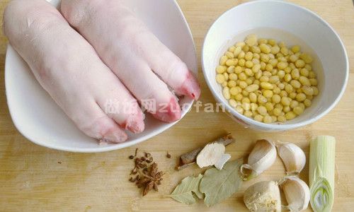 黄豆炖猪蹄步骤图1