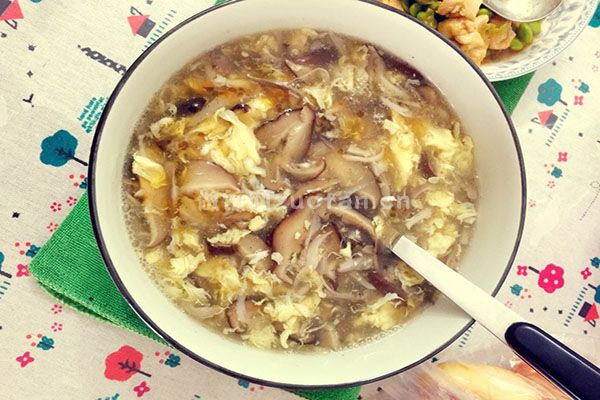 正宗浙菜蘑菇汤的做法_味道鲜美到不可思议